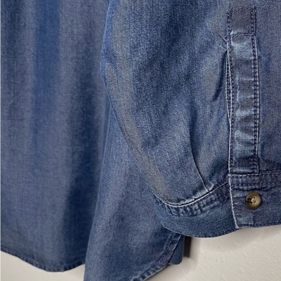 凸
J. Jill Women Shirt Size M Lightweight Chambray Tunic Long Sleeve Button Down - Picture 8 of 10